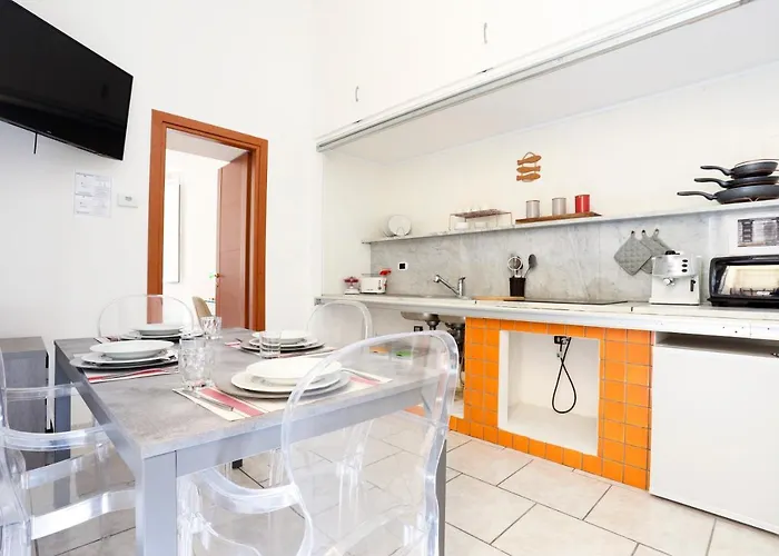 Guesthost - Veiled Christ Неаполь